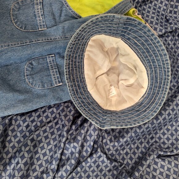 denim overalls and hat with green shirt 6 to 9 months - Picture 6 of 8